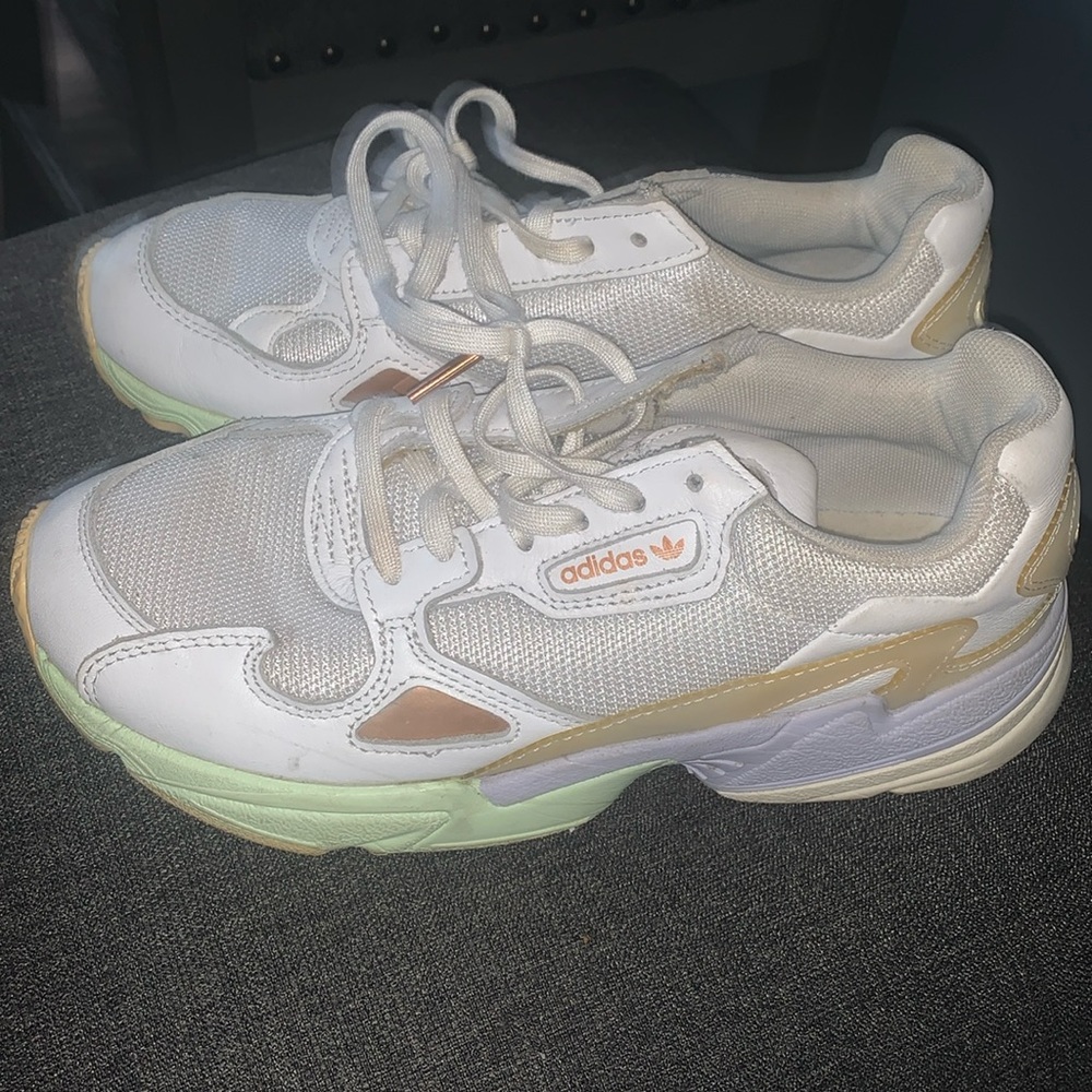 Women’s adidas sneakers size 7